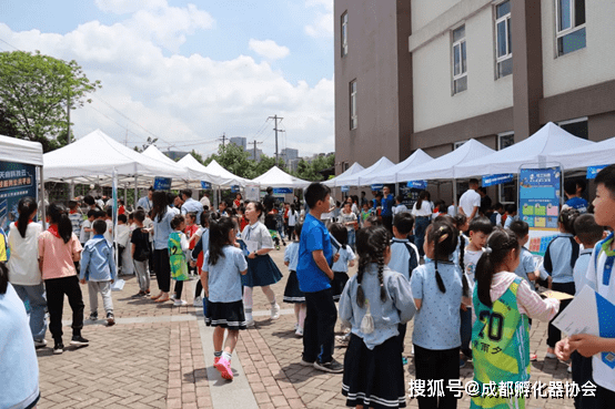 最新款打火机，点燃时尚与科技的火花